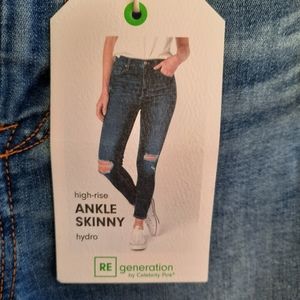Regeneration jeans by Celebrity Pink Jr. 11